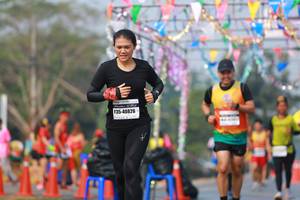 BIB: 40826
                            <button type="button" onclick="openModal(9917661)" class="btn btn-primary btn-sm float-right btn-popup" data-toggle="modal" data-target=".modal-high-quality">
                        <i class="fas fa-shopping-cart"></i> Add to Cart
                    </button>
                                            <button type="button" onclick="isThisMe(9917661, true)" class="btn btn-success btn-sm float-right btn-popup btn-isme hidden" data-toggle="tooltip" data-placement="bottom" title="นี่คือรูปของคุณใช่ไหม คลิกที่นี่เพื่อเอาเข้าอัลบั้ม">
                        <i class="fas fa-plus"></i> Add to album
                    </button>
                    <button type="button" onclick="isThisMe(9917661, false)" class="btn btn-warning btn-sm float-right btn-popup btn-isnotme hidden">
                        <i class="fas fa-ban"></i> Remove from album
                    </button>